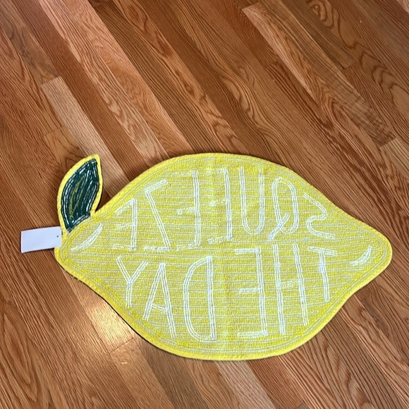 Urban Outfitters Squeeze The Day Bath Mat NWT - Picture 11 of 16